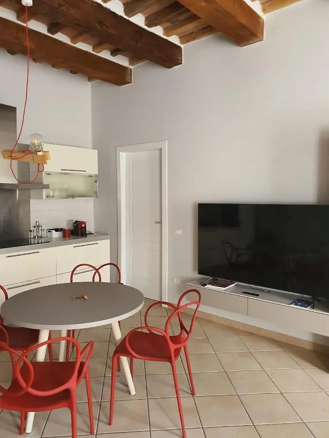 Mossotti Street Apartment Pisa