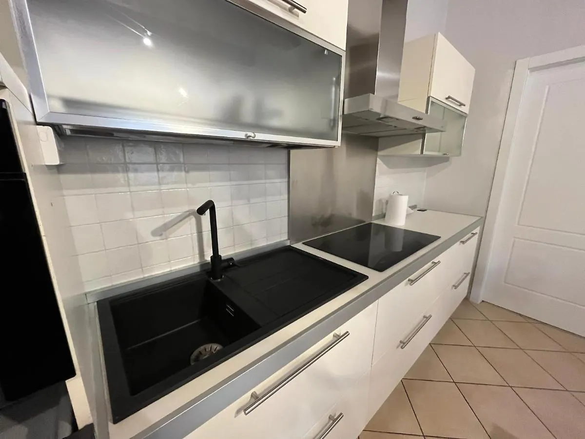 Mossotti Street Apartment Piza